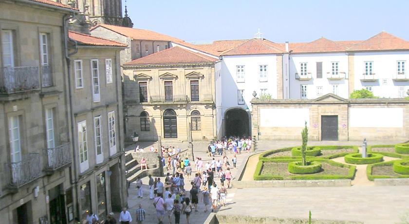 Apartamentos Casa De La Inmaculada Santiago de Compostela Bagian luar foto