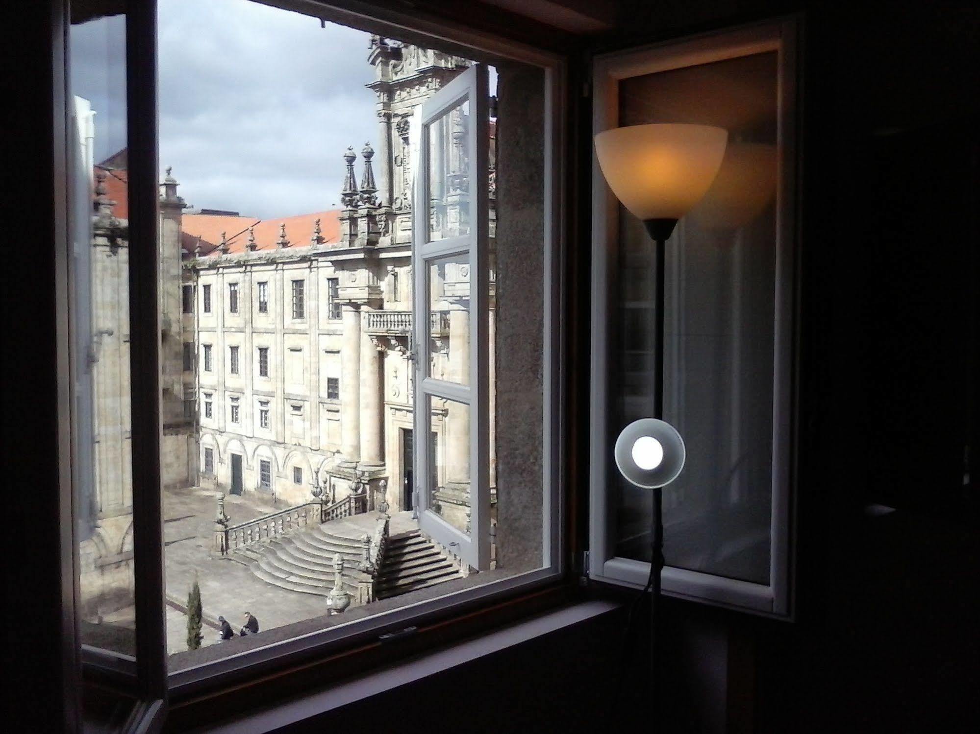 Apartamentos Casa De La Inmaculada Santiago de Compostela Bagian luar foto