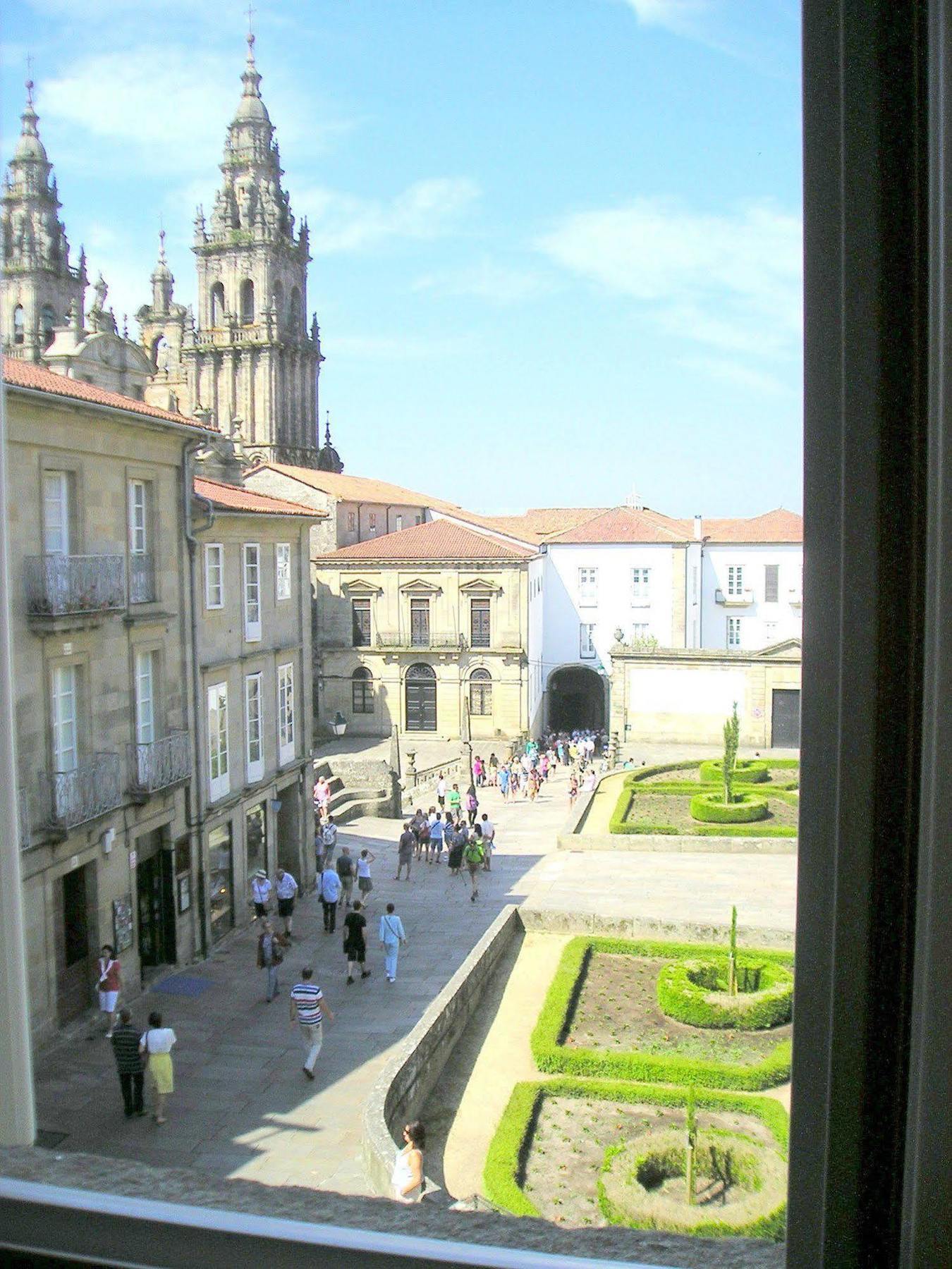 Apartamentos Casa De La Inmaculada Santiago de Compostela Bagian luar foto